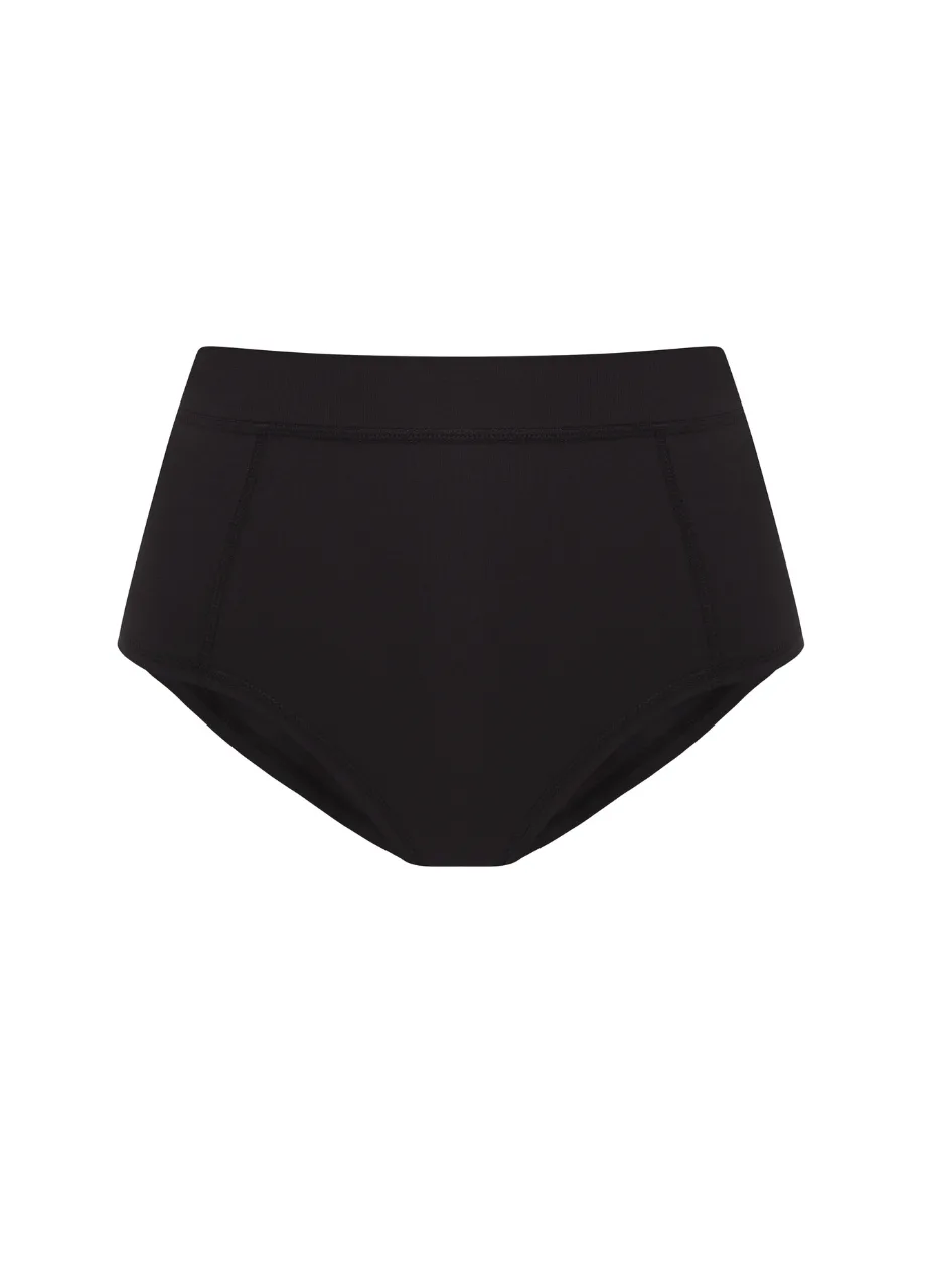 12 › Str/Cd Wear Black high-waisted bikini bottom with full back coverage (flat lay)